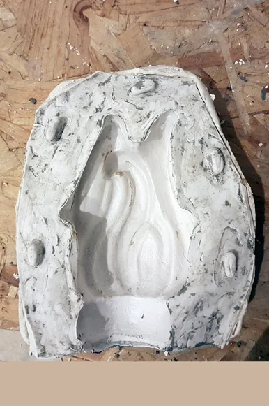 Vlam, afgietsel in epoxy, tijdens